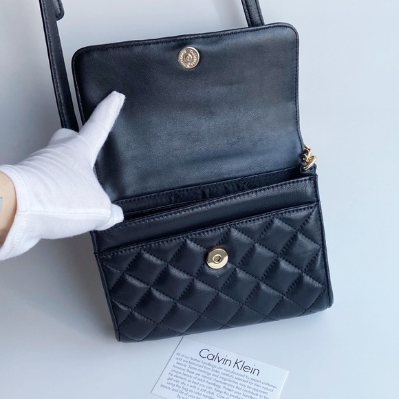 Brand new Calvin Klein leather quilted crossbody handbag - Picture 4 of 5